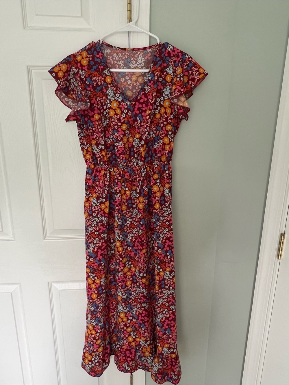 Flutter Sleeve Floral Maxi Dress in Burgundy